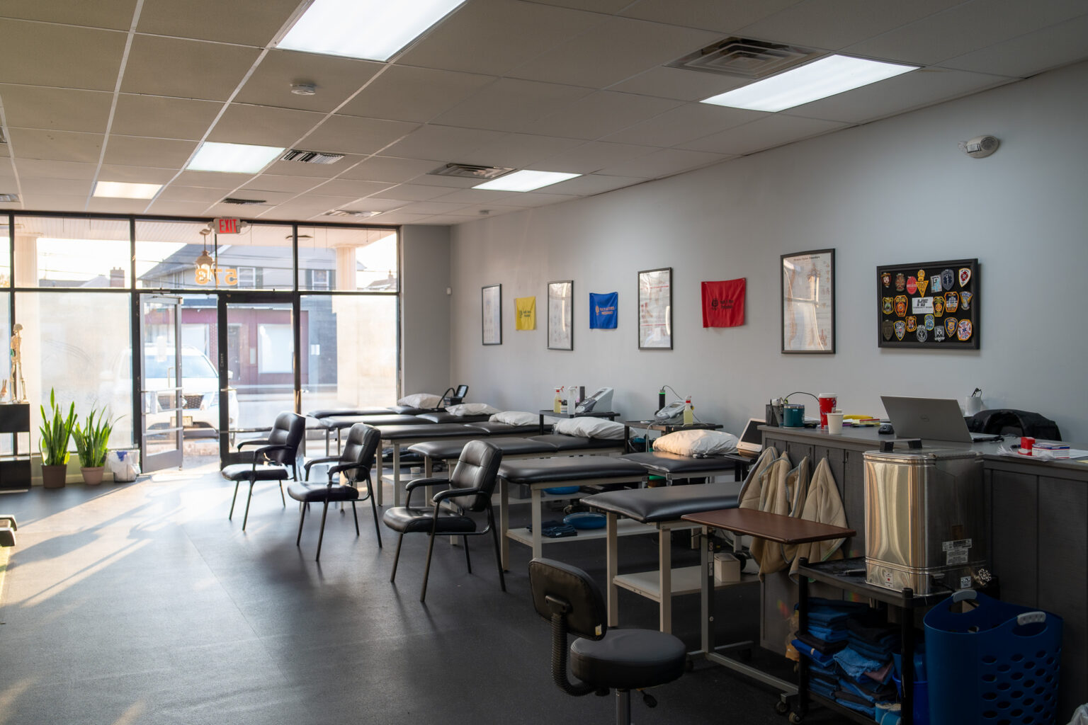 image of the inside of the PT office in Woodbridge nj