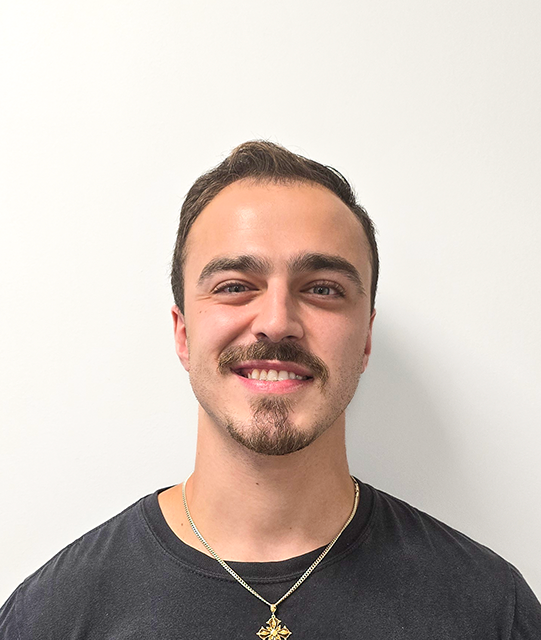 image of a physical therapist in woodbridge nj